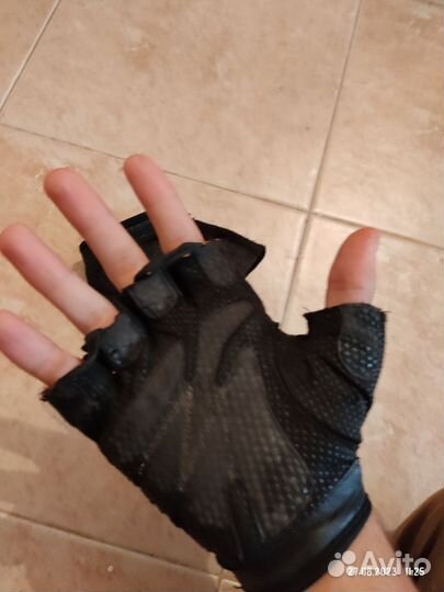 Велосипедные перчатки