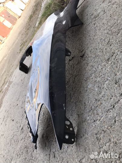 Крыло правое переднее субару леворг