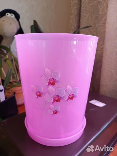 Горшочки и держатели для цветов