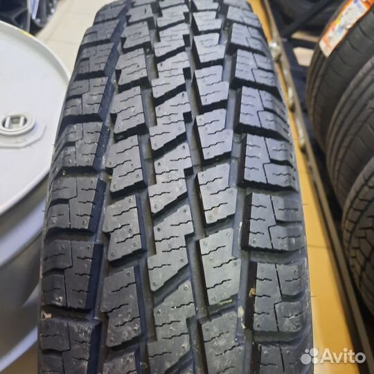 Maxxis MA-W2 Wintermaxx 185/75 R16C 102R