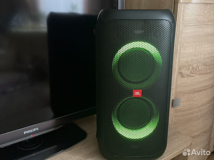 Аренда портативной колонки JBL Party Box 100