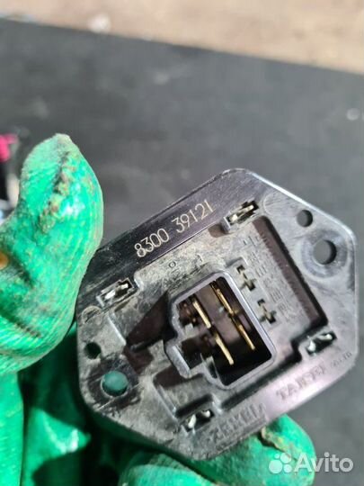 Реостат печки Mitsubishi Lancer 9 4G18 2005