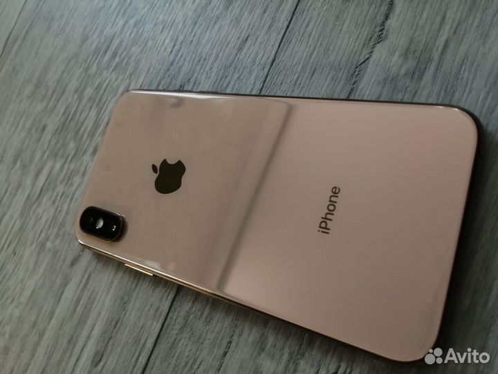 iPhone Xs, 64 ГБ