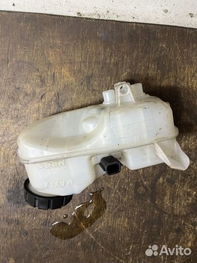 Рено дастер аркана тормозной бачок