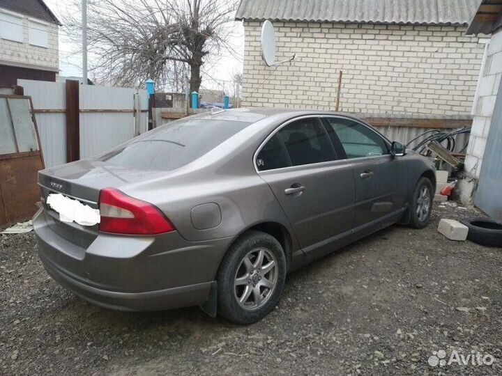 Кожух подрулевой Volvo S80 D5244T5 2007