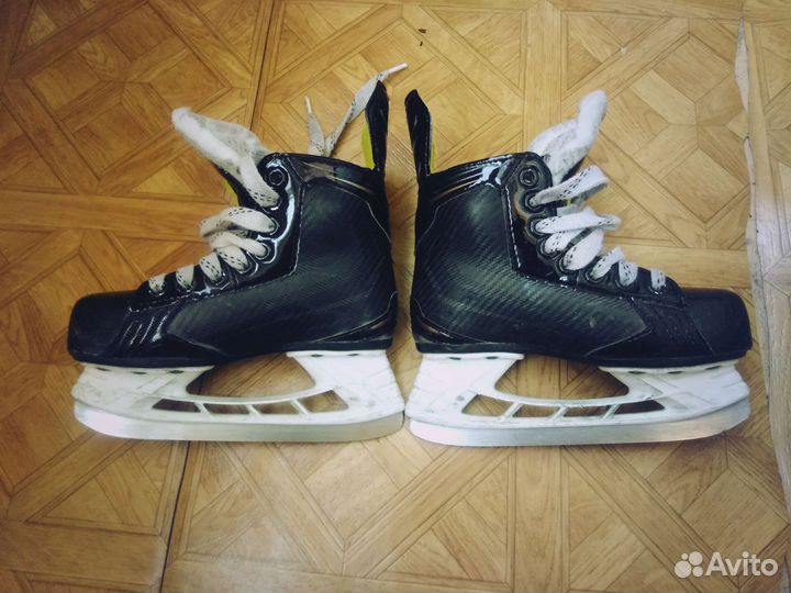 Коньки хоккейные игровые 32 р