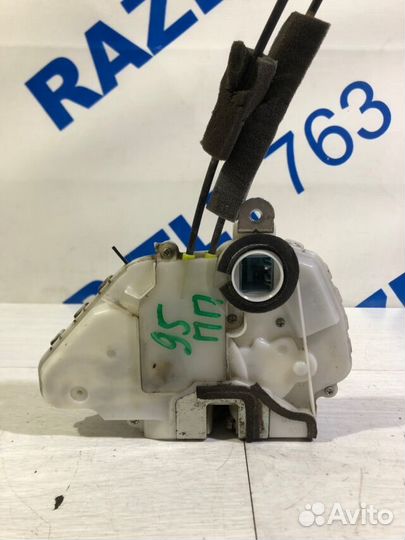 Замок двери передний правый honda accord 8 2.4 ат