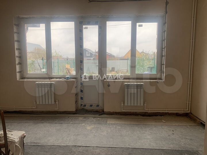 5-к. квартира, 74 м², 1/2 эт.