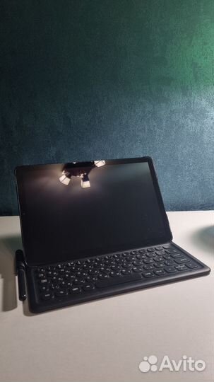 Samsung Galaxy tab s4(SM-T835) + клавиатура