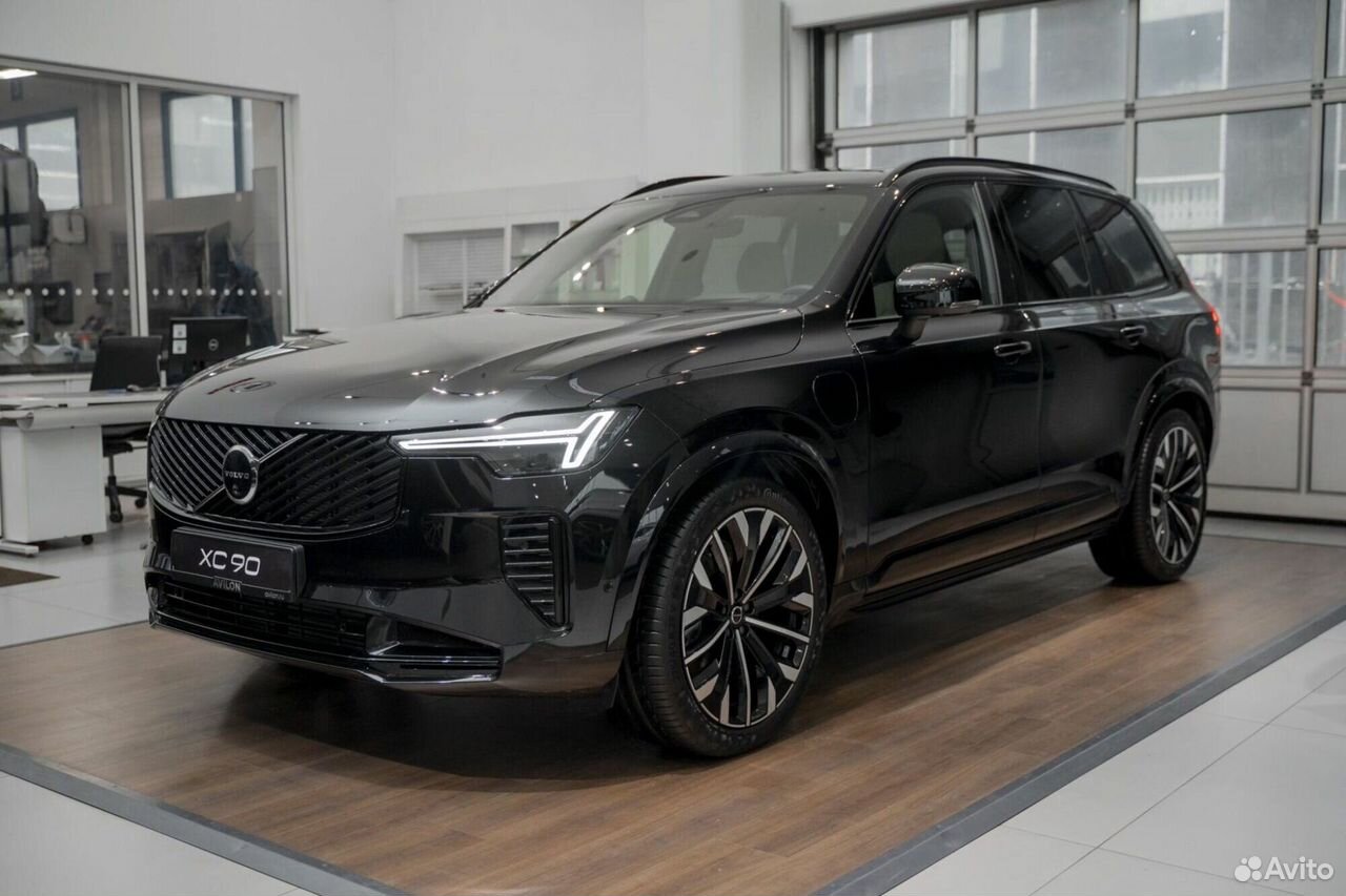 Volvo XC90 2.0 AT, 2025