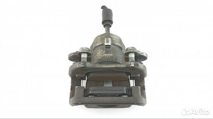 Суппорт задний правый Bmw 1-Series E87 2008