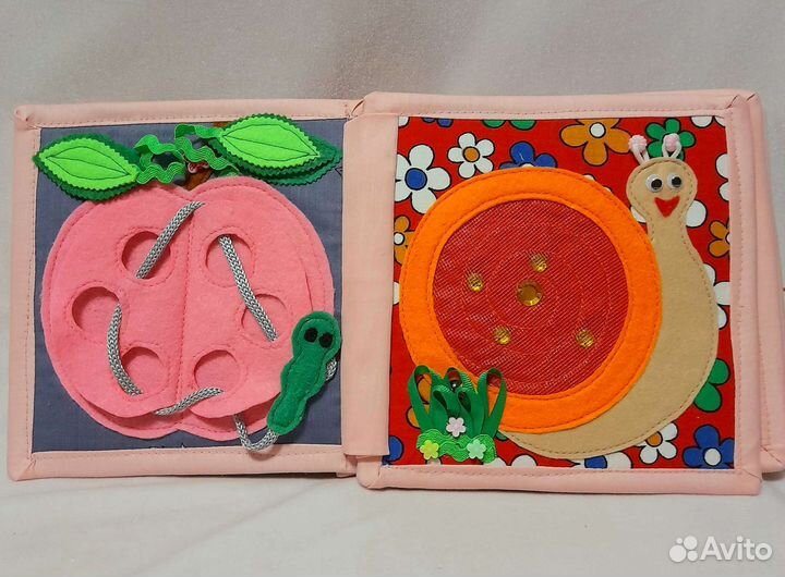 Развивающая книжка из фетра для детей