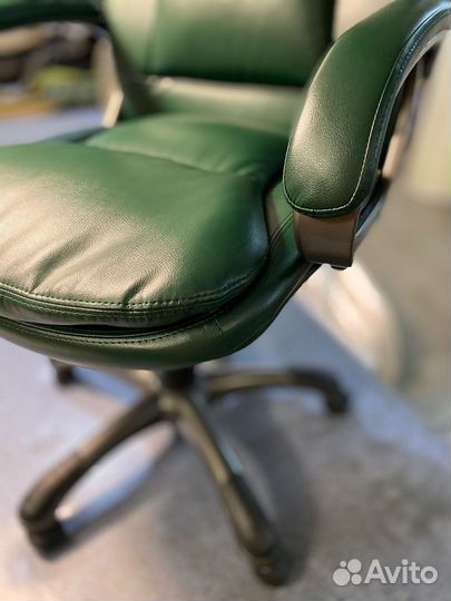 Компьютерное кресло