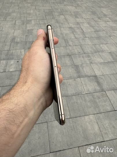 iPhone Xs Max, 64 ГБ
