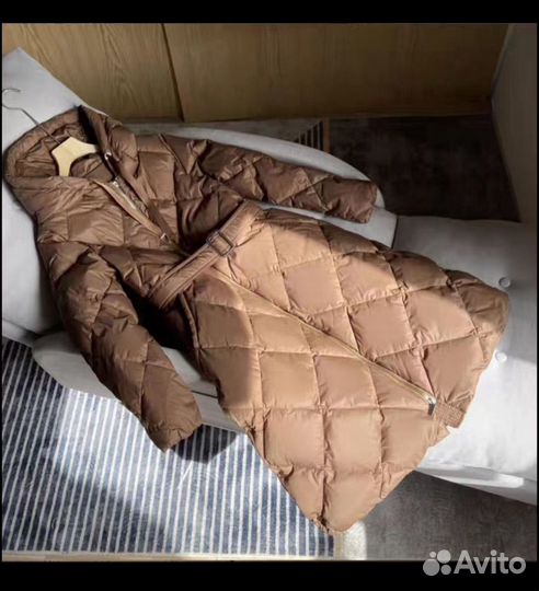 Пуховик женский Мах маra