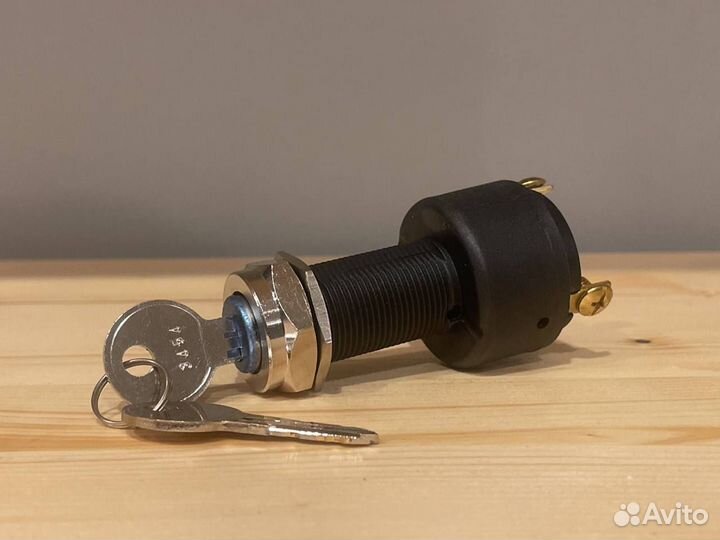 Замок зажигания для плм