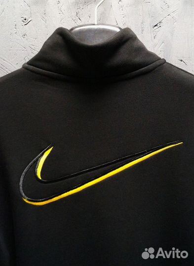 Толстовка на замке Nike