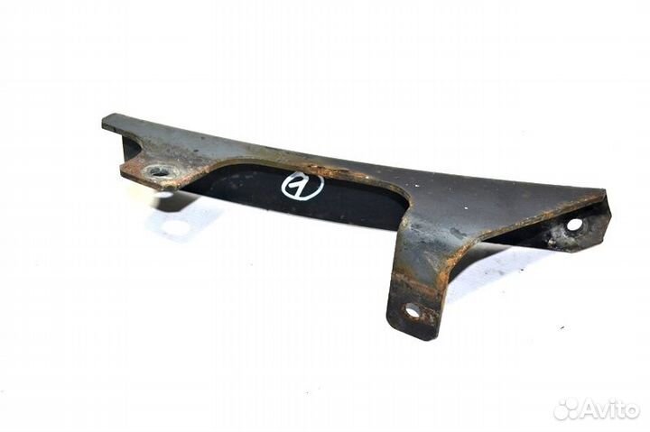 Кронштейн крыла переднего моста, левый DAF XF105