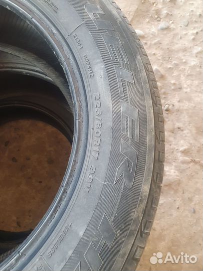 Bridgestone Dueler H/L 225/60 R17