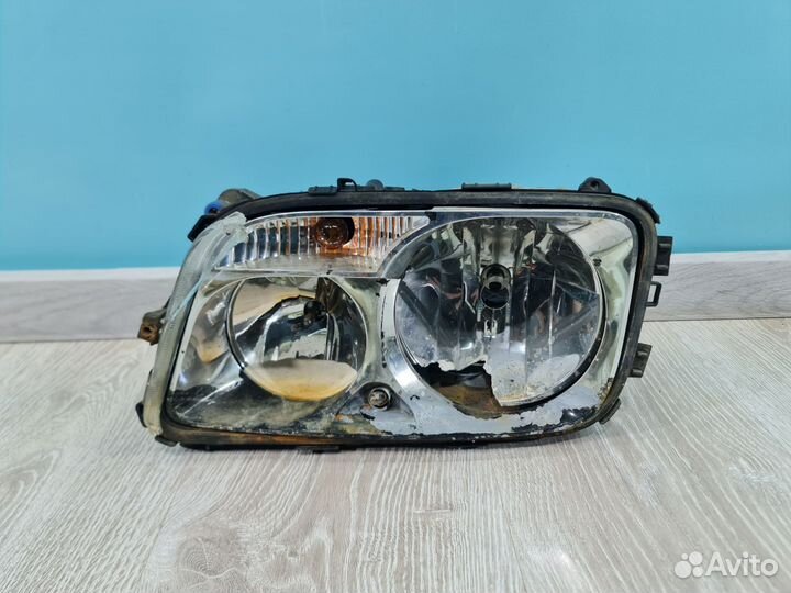 Фара левая Mercedes Actros MP3 Корпус