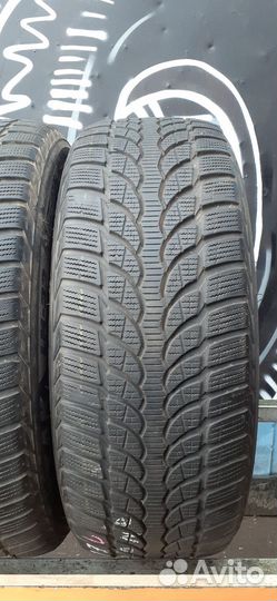 Bridgestone Blizzak LM-32 225/55 R17