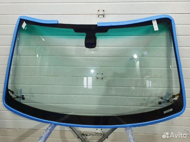 Стекло лобовое land rover range rover vogue III