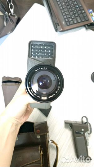 Винтажная кинокамера canon 8мм. 1970е