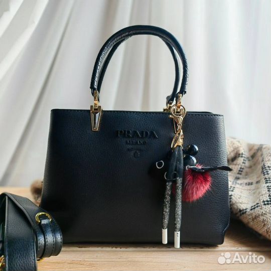 Женская Сумка тоут Prada натуральная кожа