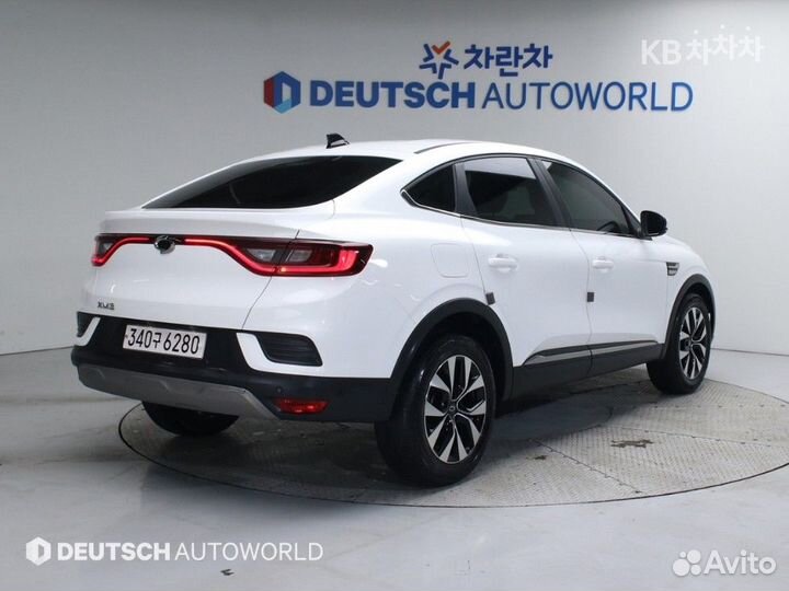 Renault Arkana 1.6 CVT, 2022, 30 000 км