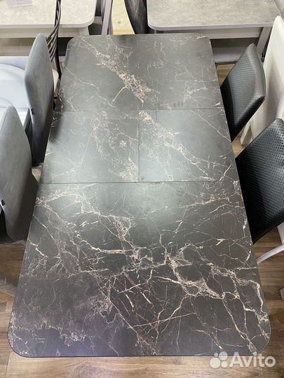 Кухонный стол