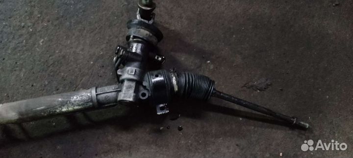 Рулевая рейка Opel Vecta B