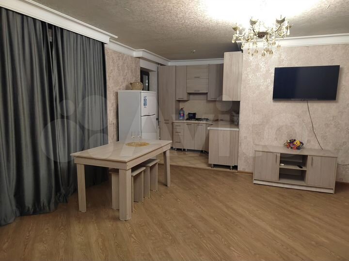 Комната 48 м² в 2-к., 3/3 эт.