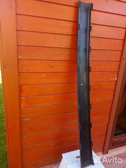 Молдинги на задний бампер для Audi