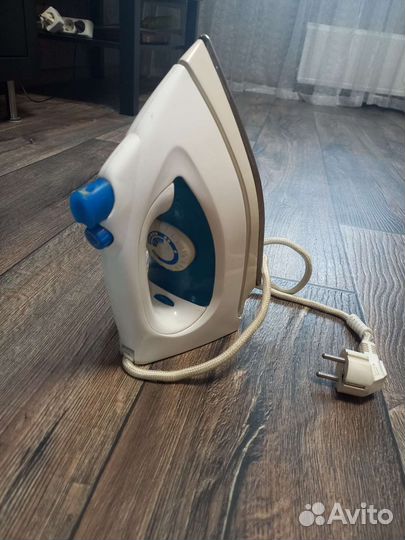 Утюг Domotec