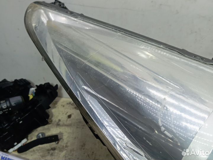 Фара правая Peugeot 5008