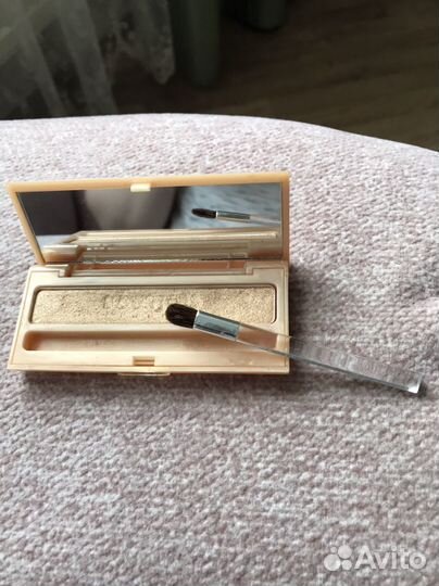 Тени для век Bourjois золотые