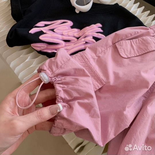 Джоггеры с футболкой для девочки