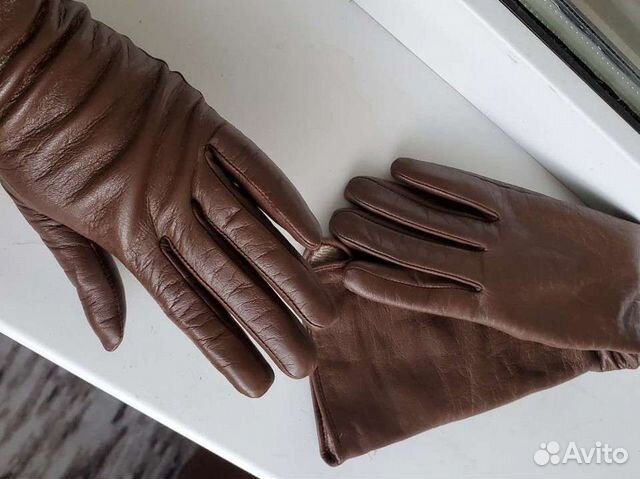 Длинные кожаные перчатки