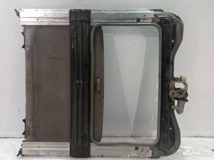 Люк Митсубиси Galant 8 EA