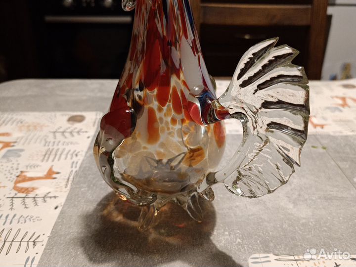 Стеклянный кувшин