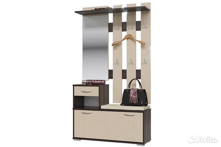 Вешалка с зеркалом 