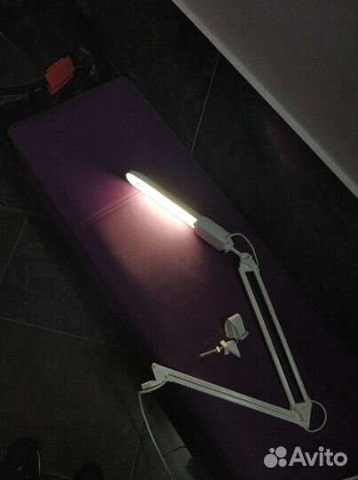 Лампа настольная для маникюра бу