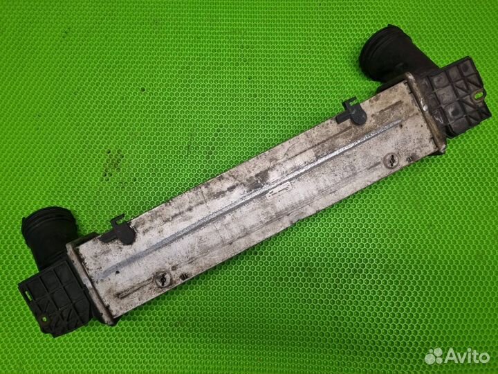 Интеркулер BMW X1 E84, 3 E90,1 E81 2.0 Дизель