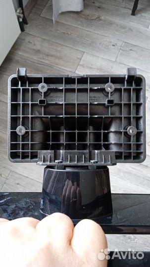 Подставка для телевизора-монитора