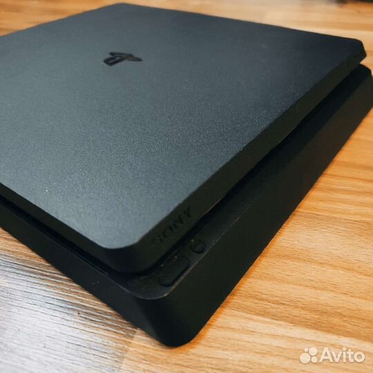 Sony playstation 4 PS4 slim 1tb