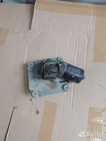 Моторчик дворников Mitsubishi carisma