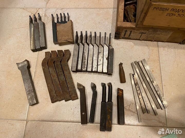 Резецы с пластинами,расточная оправка СССР