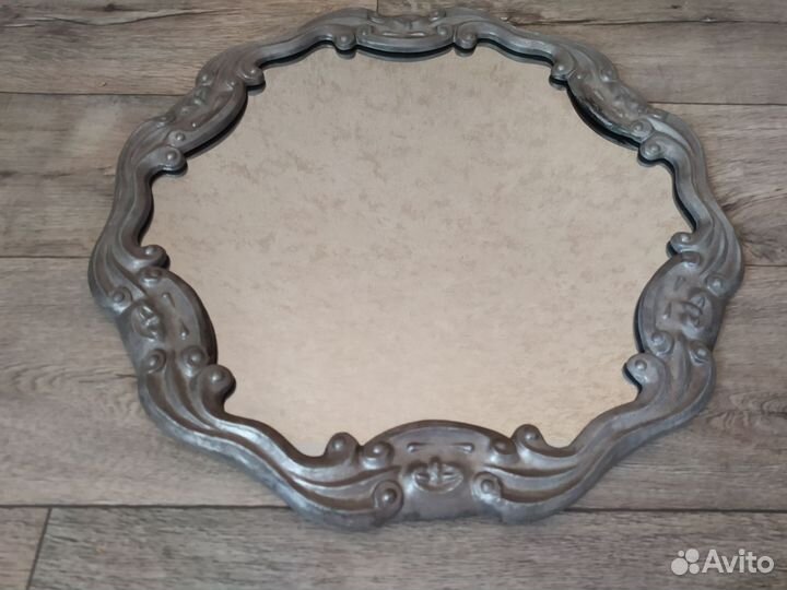 Зеркало старинное в раме