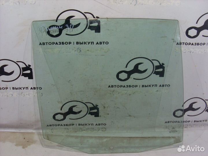 Заднее правое стекло Ford Fusion