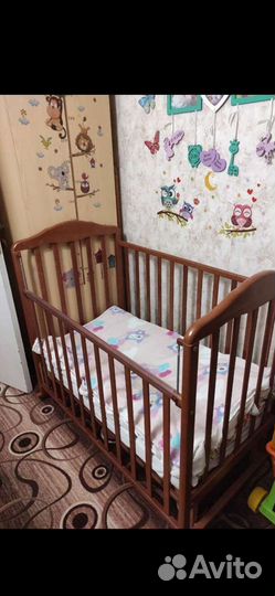 Кровать с матрасом